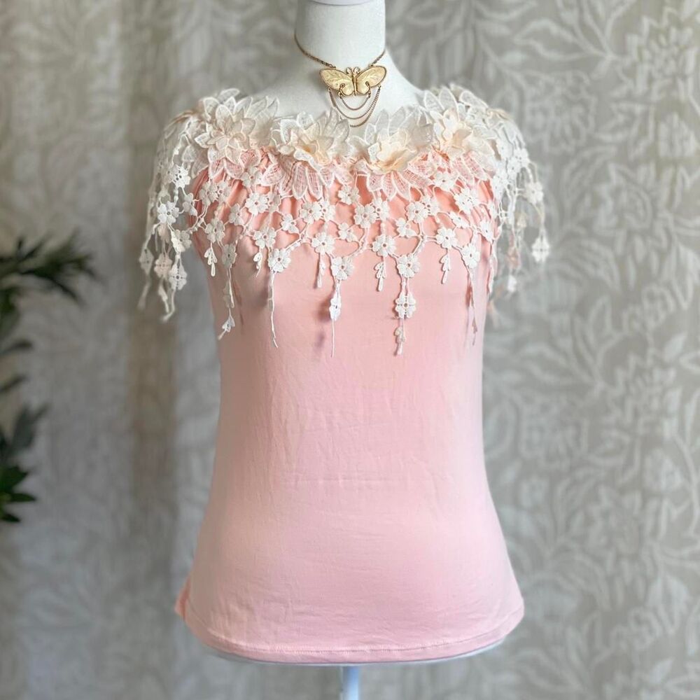 Pink & Ivory 3D Layered Crochet Flower Detail Fairycore Coquette‎ Top Size S/M
